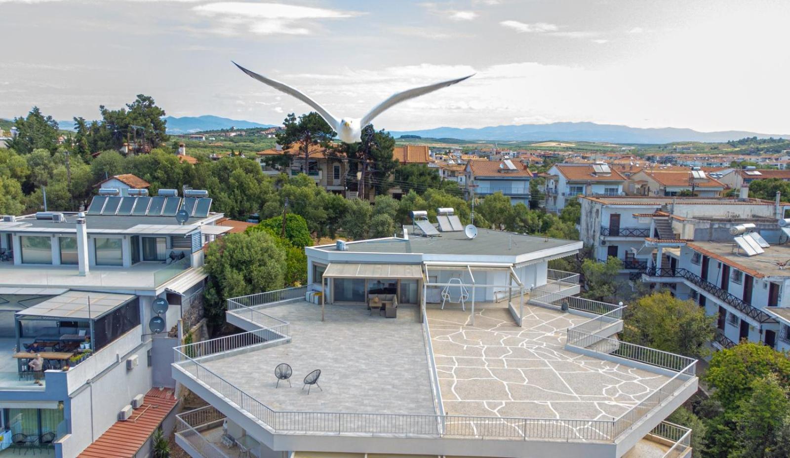 Althea Suites By Rentalspro Services - Nea Moudania Halkidiki Extérieur photo